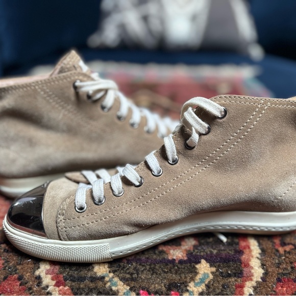 ✨ Miu Miu Suede High-Top Sneakers with Silver Cap Toe ✨ - Picture 3 of 6